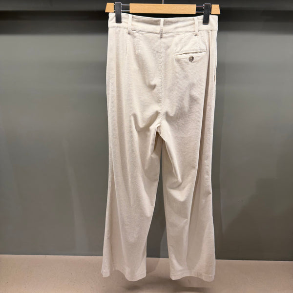 PANTALONE LIBERIA
