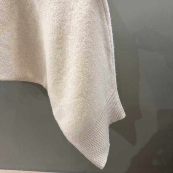MAGLIA MONOSPALLA CON SCIARPINA