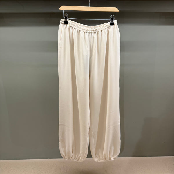 PANTALONE NYA