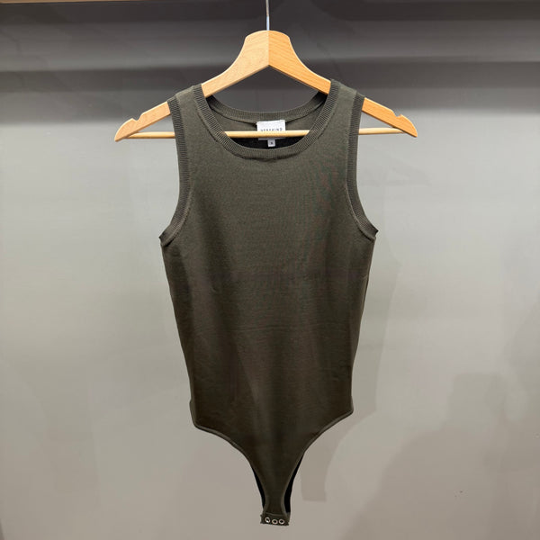 BODY IN MAGLIA LEONE
