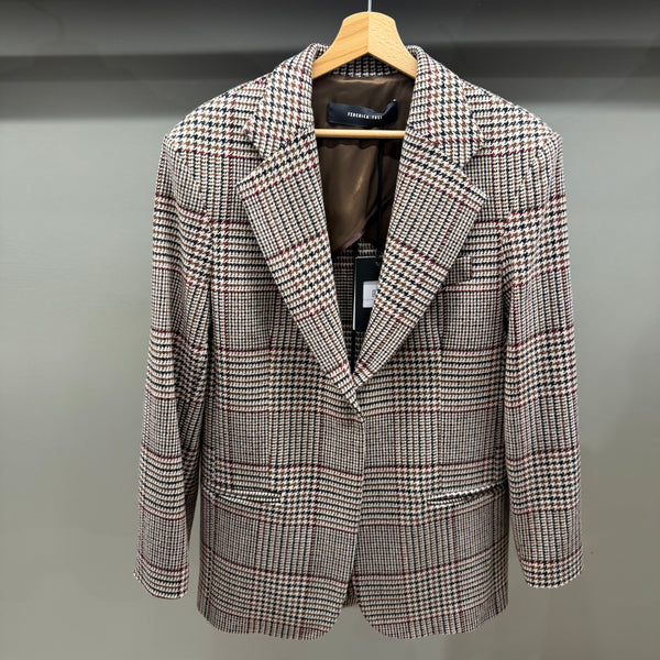 BLAZER OVER IN GALLES